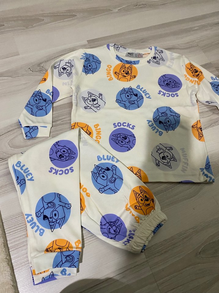 Renkli Baskılı  pijama takımı - Görsel 3