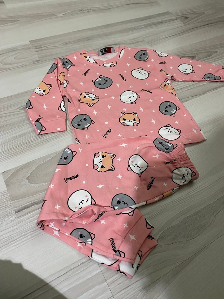Pembe Baskılı pijama takımı - Görsel 2