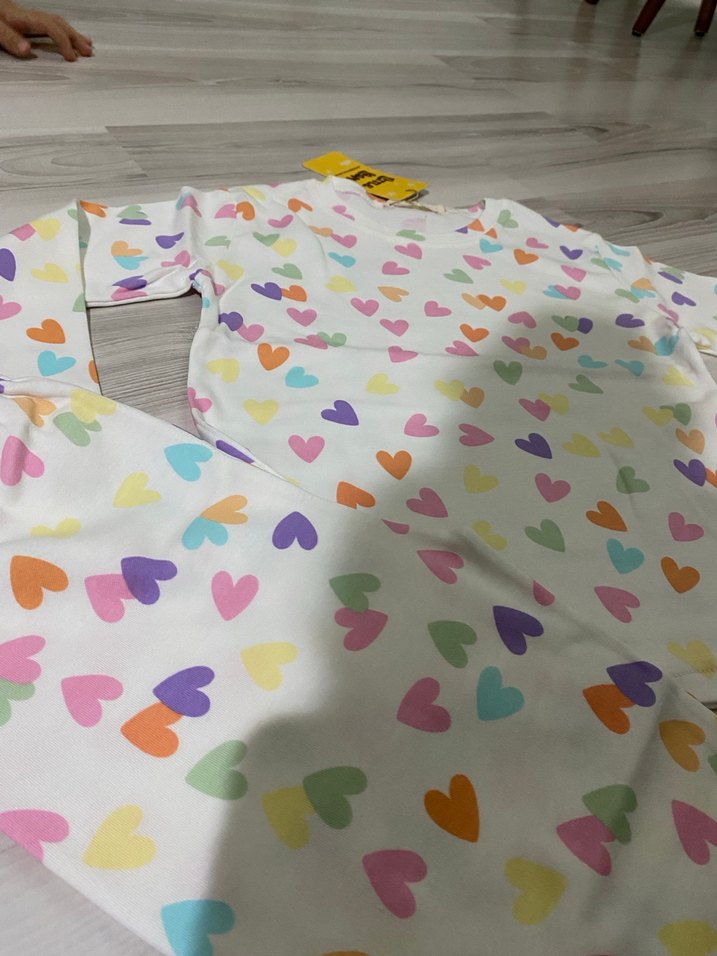 Bebek Kız Çok Renkli Kalp Desenli Uzun Kollu Takım - Görsel 3