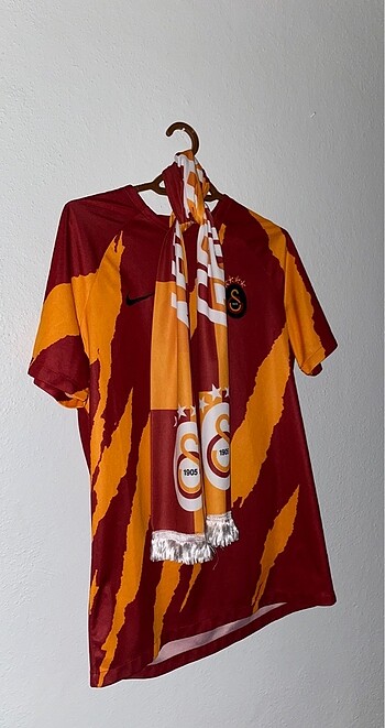 Nike Galatasaray 2023-2024 sezonu efsane antrenman forması