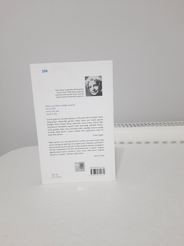 Hâlâ Gece Yarısı Bu Yıldızda - Nelly Sachs (Şiir) - Görsel 2