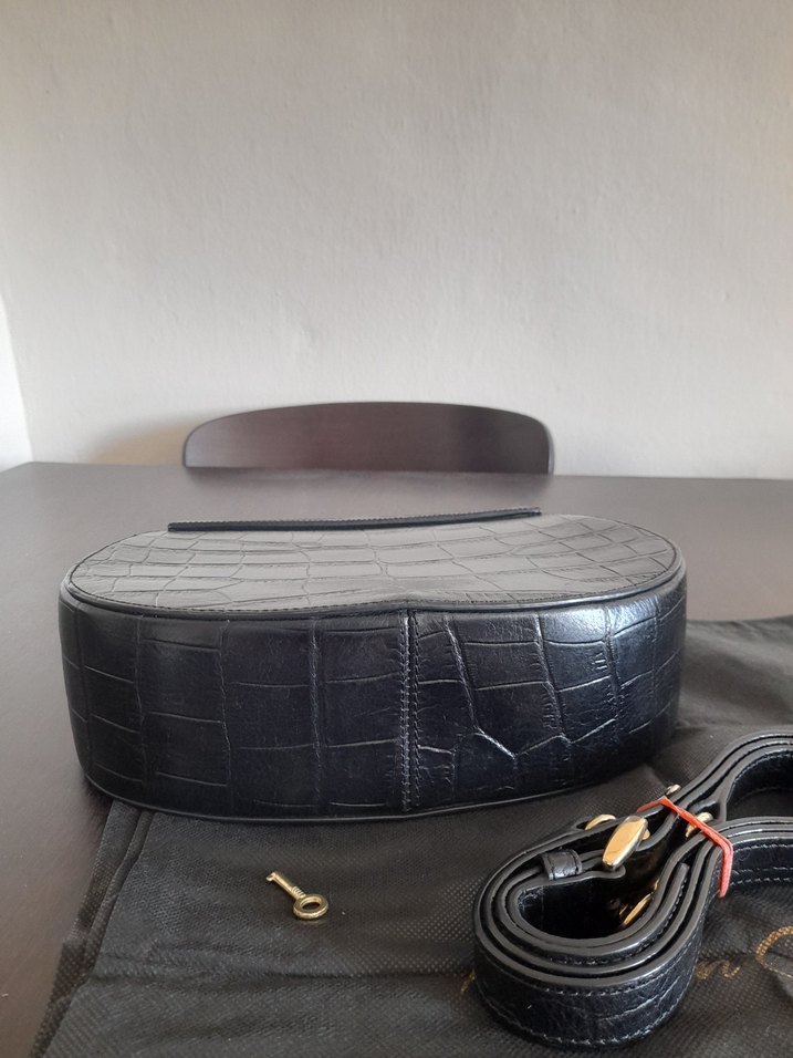 Matraş Askılı Siyah Kadın Çantası   % Hakiki Deri - Görsel 4