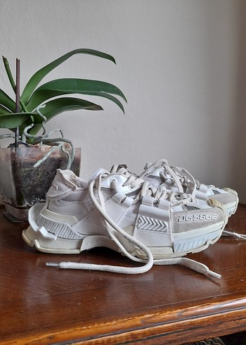 Dolce & Gabbana Beyaz Bağcıklı Kadın Spor Ayakkabı - Görsel 9