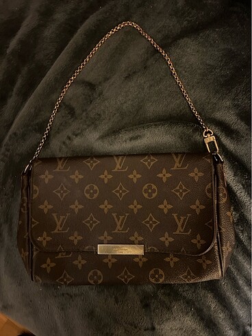 Louis Vuitton çanta