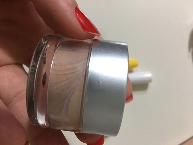 Beden Maybeline +Hm + The balm serisinden ve artı bir sürü marka kreml