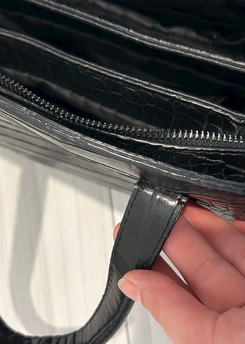 Siyah çanta - Görsel 8