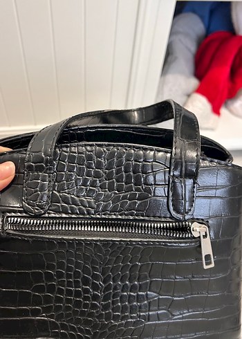 Siyah çanta - Görsel 6