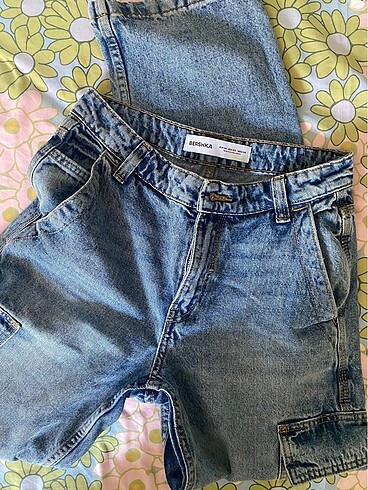 34 Beden mavi Renk bershka kargo jean