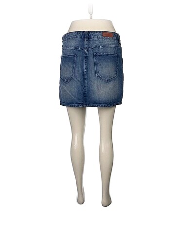 38 Beden H&M Mini Etek %70 İndirimli.