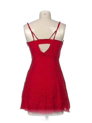 m Beden Bershka Mini Elbise %70 İndirimli.
