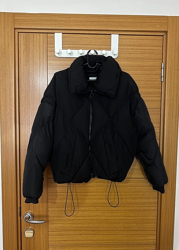 S Beden Siyah Şişme Mont - Görsel 2