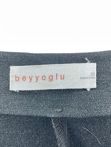 38 Beden gri Renk Beyoğlu Butik Kumaş Pantolon %70 İndirimli.