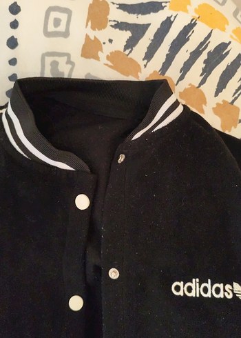 Adidas Siyah Baskılı Kadın Ceket - Görsel 4