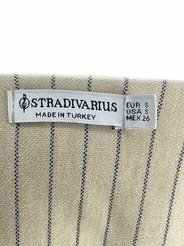 s Beden ten rengi Renk Stradivarius Yelek %70 İndirimli.