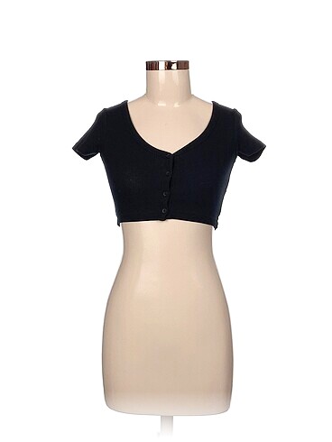Pull and Bear Bluz %70 İndirimli.