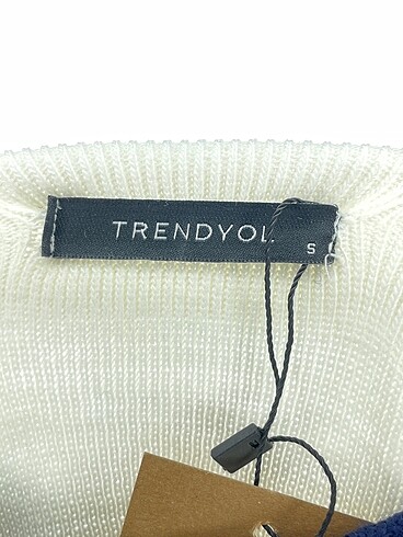 s Beden çeşitli Renk Trendyol & Milla Kazak / Triko %70 İndirimli.