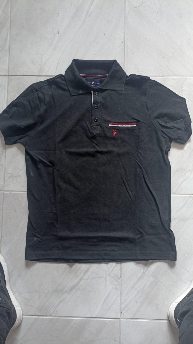 Siyah Düğmeli Erkek Polo Tişört
TOPTAN SATIŞ - Görsel 2