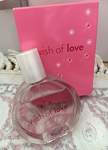 Diğer Sıfır avon wisof Love parfüm istediğiniz adeti belirtin 200 tl