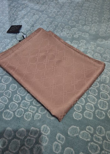 Bej Parlak Kadın Şal - Görsel 2