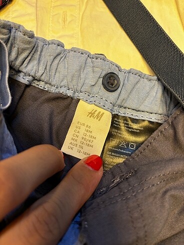 1 Yaş Beden H&M Papyonlu Şort Gömlek Takım