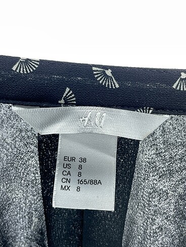 38 Beden siyah Renk H&M Kısa Elbise %70 İndirimli.