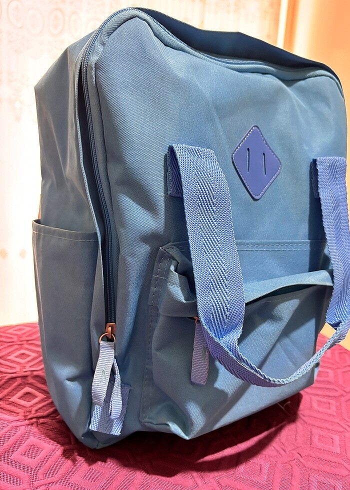 Sırt çantası - Görsel 2