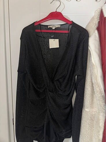 Çıt çıtlı büstiyer