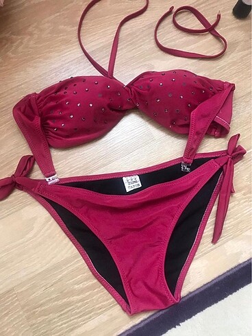 l Beden Bordo bikini