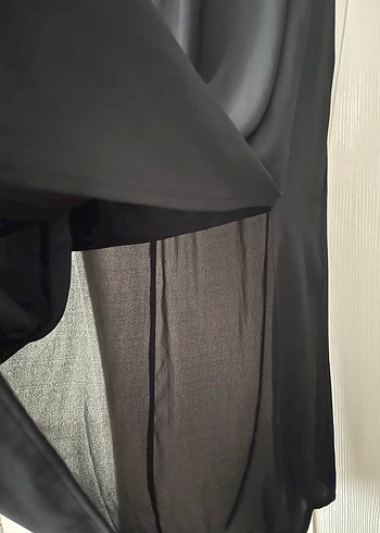 Siyah Uzun Dökümlü Kadın Etek - Görsel 2