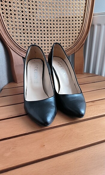 Zara Siyah stiletto