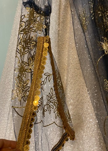 Altın İşlemeli Kadın Yöresel Kıyafet - Görsel 2