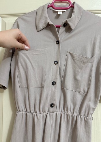 Bej Kısa Kollu Düğmeli Kadın Tulum - Görsel 3