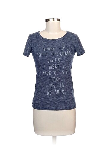 Koton T-shirt %70 İndirimli.