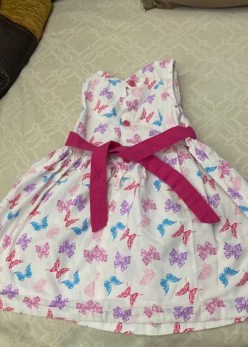 Kelebek Desenli Kolsuz Kız Elbisesi - Görsel 2