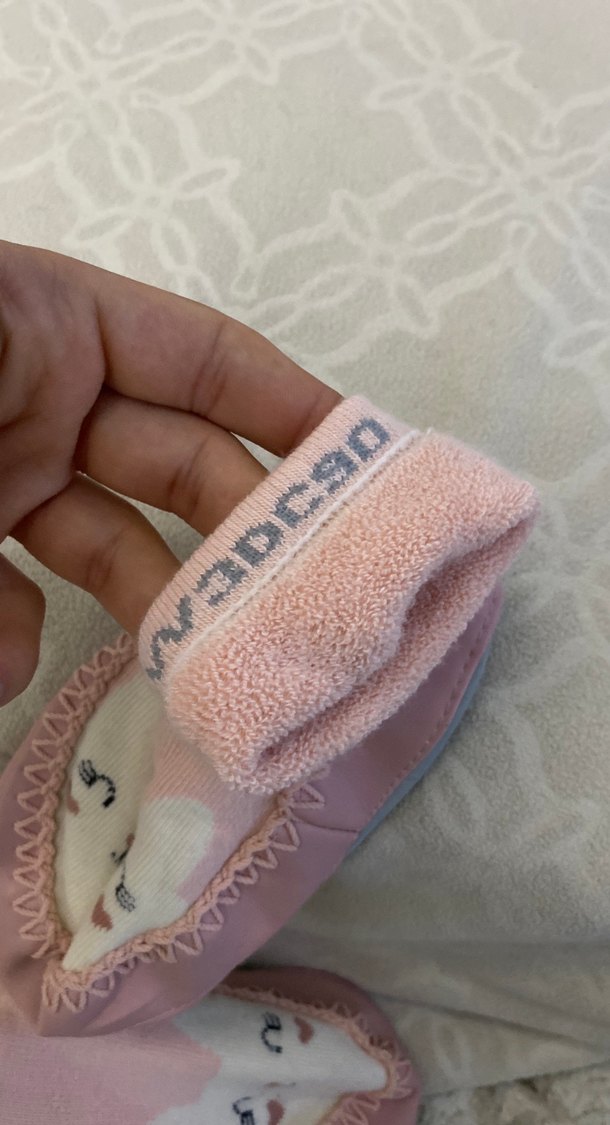 Kızlar için Nakışlı Pembe Örgü Ev Terliği - Görsel 3