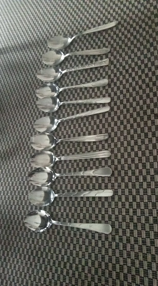 Gri-Beyaz Metal yemek Kaşıkları Seti - Görsel 3