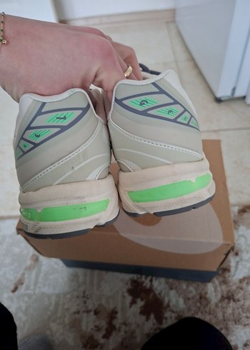 Beyaz Gri Bağcıklı Kadın Spor Ayakkabı - Görsel 3