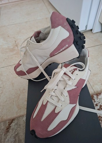 Pembe Bağcıklı Yüksek Topuklu Spor Ayakkabı - Görsel 2