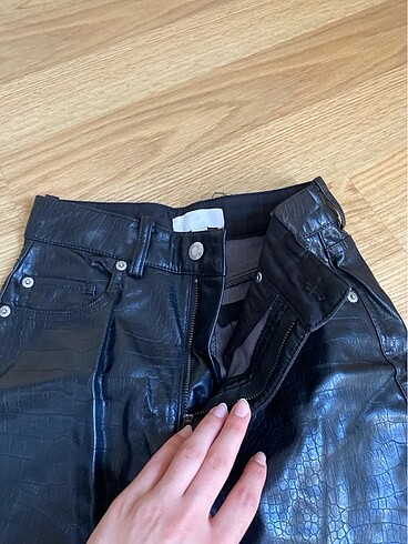 H&M HM deri pantolon