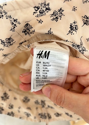 H&M H&M Bej çiçekli Bebek Şapka 1.5-2 yaş