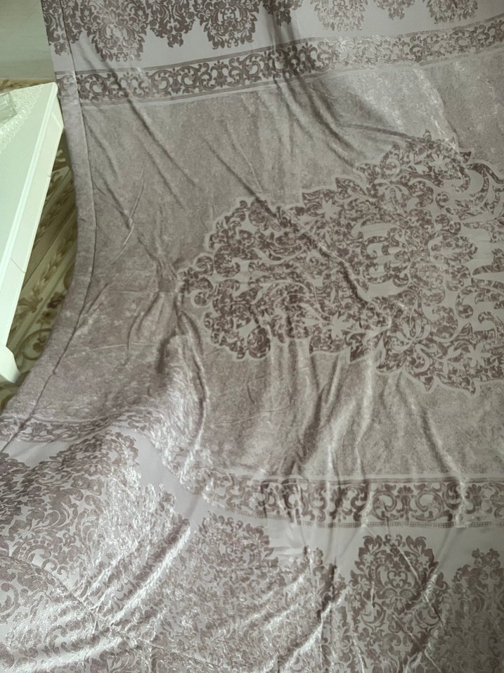 Gri Beyaz Düz Yatak Örtüsü - Görsel 2