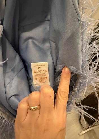 Kürk Detaylı Gri Uzun Abiye Elbise - Görsel 2