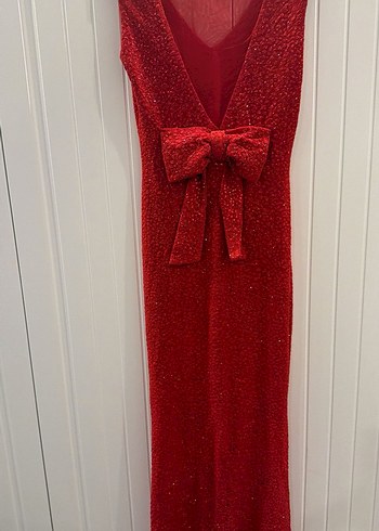 Sırt Detaylı Kırmızı Uzun Abiye Elbise - Görsel 2