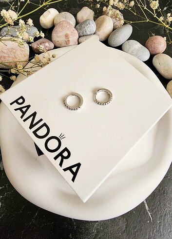 Pandora Işıltılı Mini Halka Küpe 