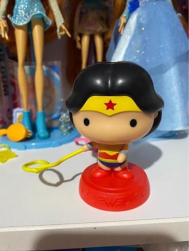Wonder woman burger king figür