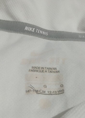 12-13 Yaş Beden beyaz Renk Nike Tenis Tişörtü 