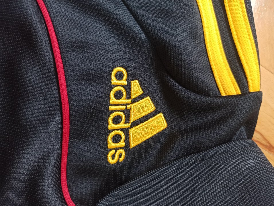 Galatasaray Vintage Erkek Siyah Spor Tişörtü Velcro Detaylı - Görsel 4