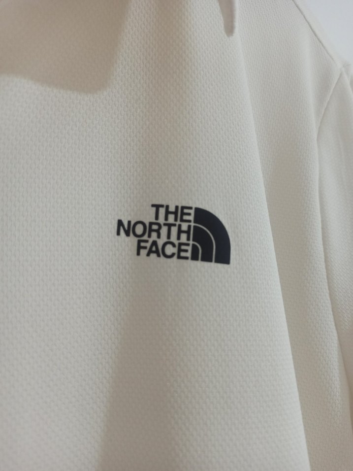 The North Face Beyaz Polo Yaka Erkek Tişört - Görsel 2