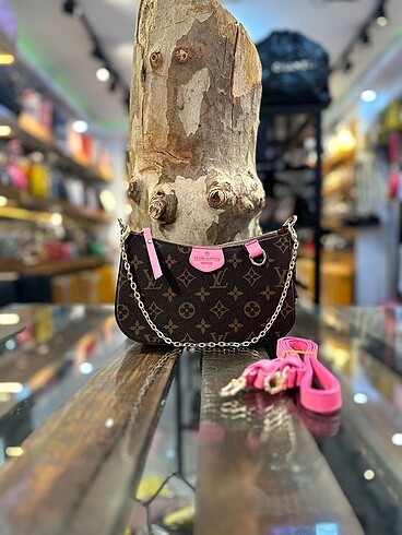 Beden LOUIS VUITTON