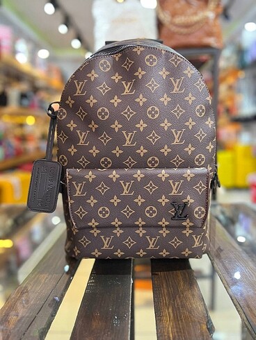 Beden Louis VUITTON